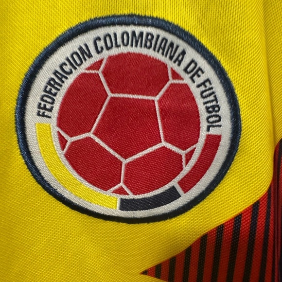 2018 FIFA World Cup Colombia Home 2018 Football Soccer Jersey - Picture 3 of 8